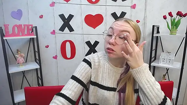 BeatriceFly online show from 27, 1, 2025