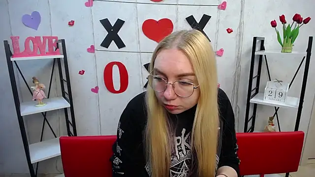 BeatriceFly online show from 29, 1, 2025