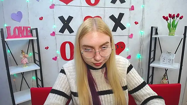 BeatriceFly online show from 22, 2, 2025