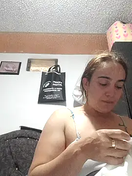 skayhot  online show from 14, 6, 2026