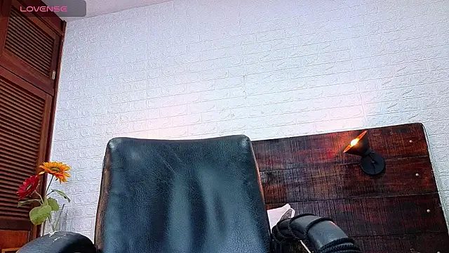 Snapshot of Celeste_sanz chatting on 25, 11, 2025 Celeste sanz online show from 25, 11, 2025