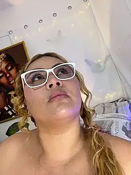 Snapshot of AshleyVXo chatting on 18, 6, 2026 AshleyVXo online show from 18, 6, 2026