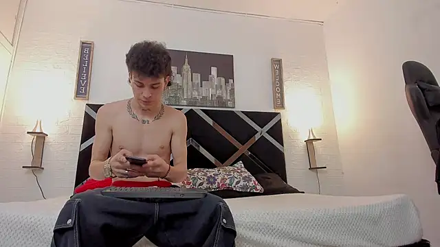 toyboys1 online show from 5, 11, 2025