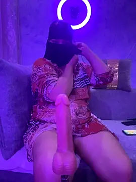 Cat Sharisa online show from 10, 9, 2025