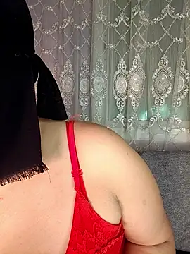 Cat Sharisa online show from 12, 1, 2026