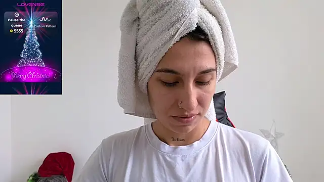 tammyandrade  online show from 12, 12, 2024