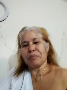 girl amada online show from 22, 9, 2025