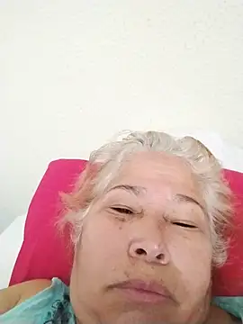 girl amada online show from 24, 11, 2025