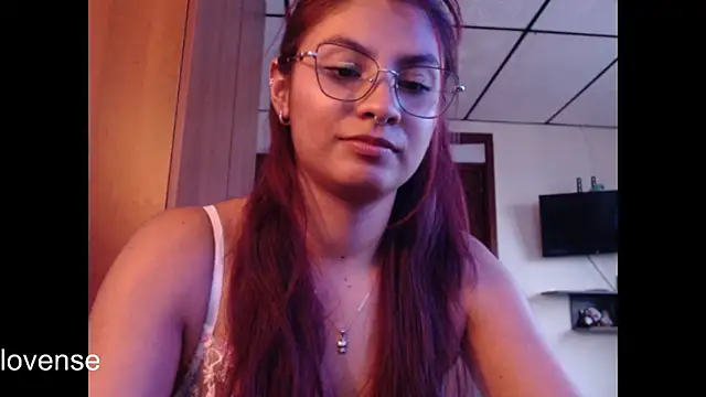 Snapshot of hanna_beili chatting on 30, 4, 2026 hanna beili online show from 30, 4, 2026