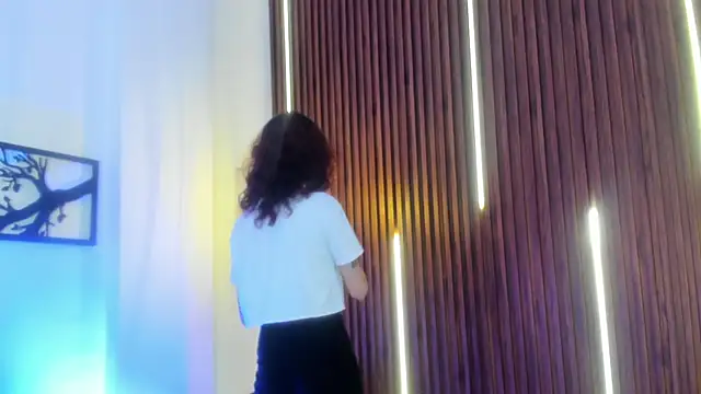 Cloe Evans1 online show from 18, 11, 2025