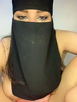 Miss-Soka online show from 22, 4, 2026