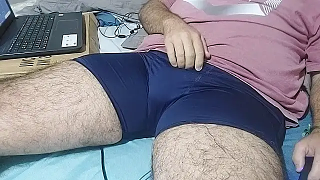 Snapshot of mfreitas005 chatting on 12, 5, 2026 mfreitas005 online show from 12, 5, 2026