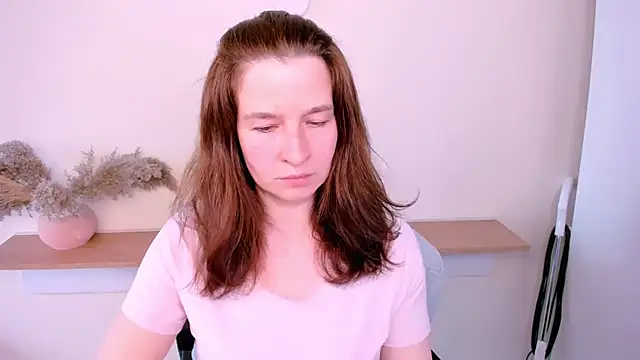 Clear Angel online show from 28, 4, 2026