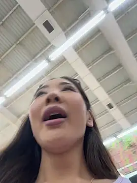 Snapshot of lean_lie8 chatting on 5, 3, 2026 lean lie8 online show from 5, 3, 2026