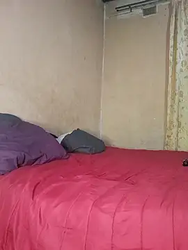 Goodgirlsue 77 online show from 23, 9, 2025