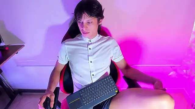 LilOwen  online show from 16, 1, 2026