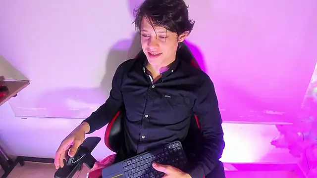 LilOwen  online show from 18, 1, 2026