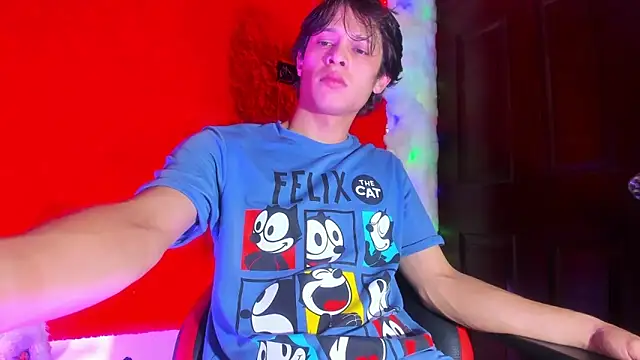 LilOwen  online show from 12, 2, 2026