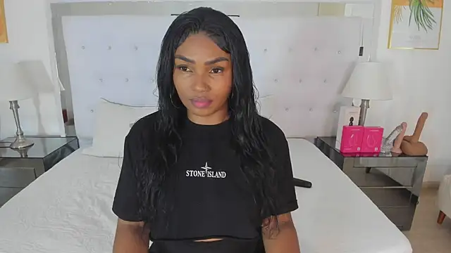 Isla Scott online show from 22, 4, 2026