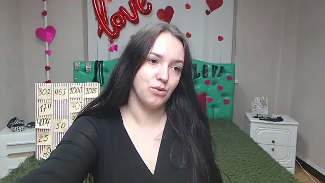 IsabelBlackberry online show from 3, 10, 2025