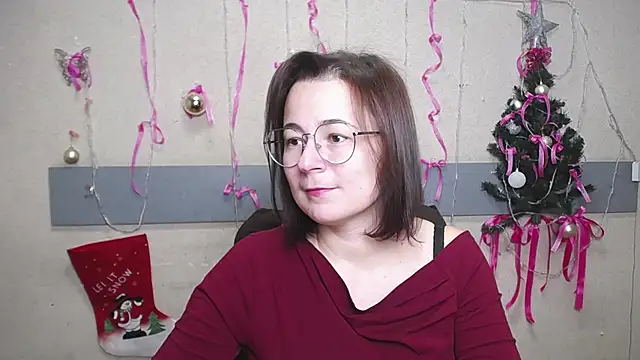 Snapshot of MarieSho chatting on 30, 12, 2024 MarieSho online show from 30, 12, 2024