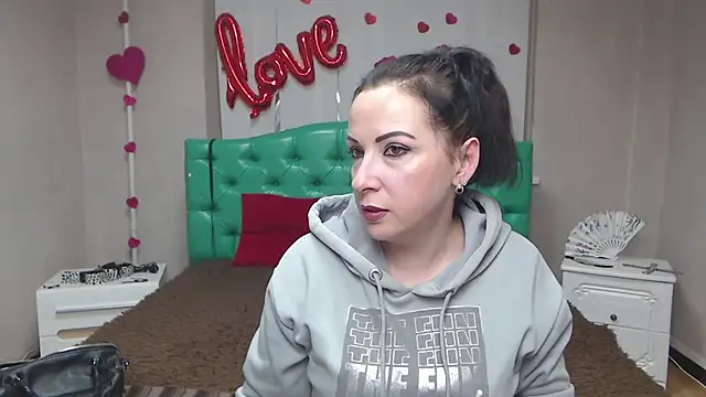 ElizabethSho online show from 28, 2, 2026