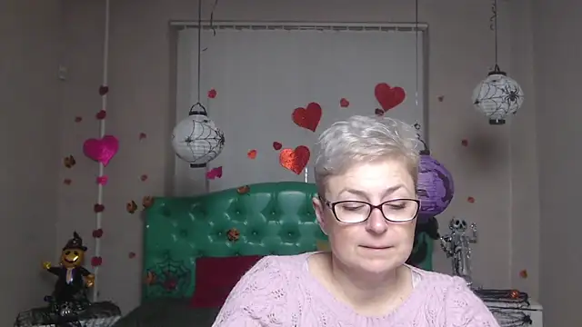 Snapshot of EmiliaGree chatting on 15, 11, 2025 EmiliaGree online show from 15, 11, 2025