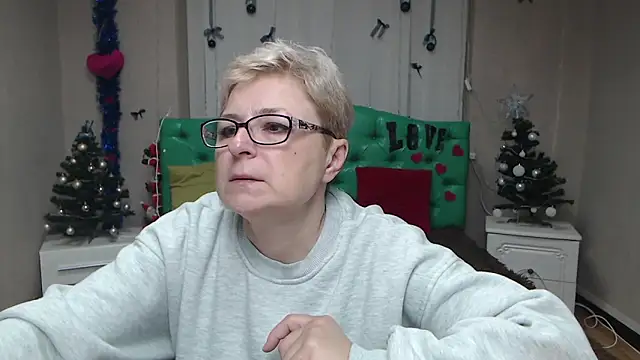 Snapshot of EmiliaGree chatting on 11, 1, 2026 EmiliaGree online show from 11, 1, 2026