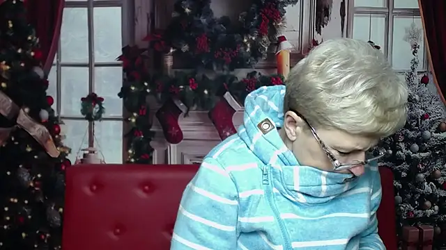 Snapshot of EmiliaGree chatting on 13, 1, 2026 EmiliaGree online show from 13, 1, 2026