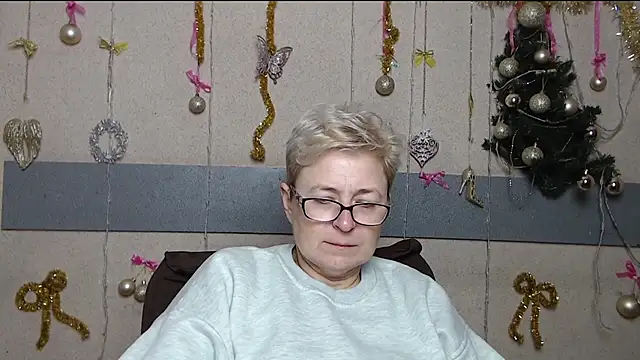 Snapshot of EmiliaGree chatting on 14, 1, 2026 EmiliaGree online show from 14, 1, 2026