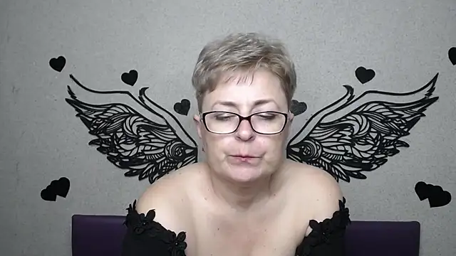 EmiliaGree online show from 15, 4, 2026