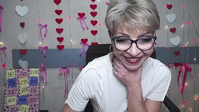 EllaBonito online show from 21, 2, 2025