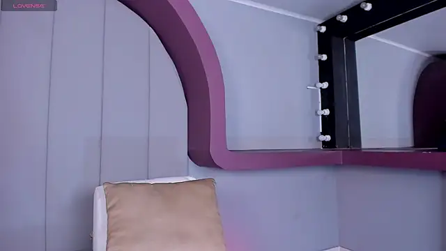 celestelewis online show from 4, 10, 2025