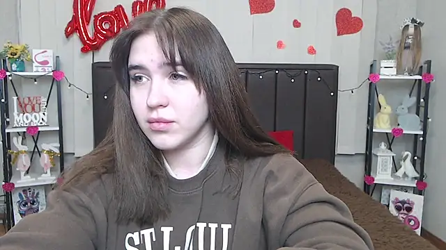 Snapshot of LauraHlot chatting on 14, 2, 2025 LauraHlot online show from 14, 2, 2025