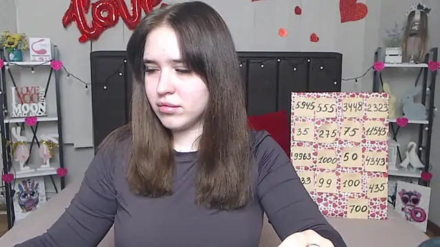 Snapshot of LauraHlot chatting on 21, 3, 2025 LauraHlot online show from 21, 3, 2025