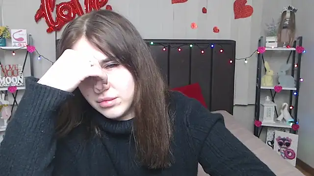 Snapshot of LauraHlot chatting on 22, 3, 2025 LauraHlot online show from 22, 3, 2025