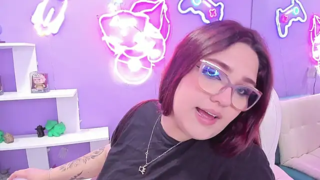 Camiila Osorio online show from 10, 9, 2025