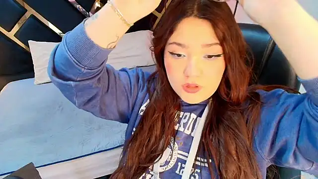 Camiila Osorio online show from 23, 4, 2026