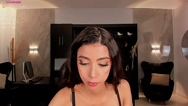 ValeriaVelvet online show from 8, 3, 2025