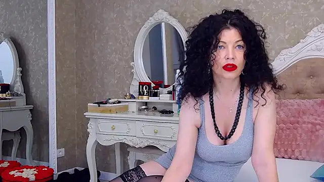 Snapshot of NataliaRed chatting on 7, 11, 2025 NataliaRed online show from 7, 11, 2025