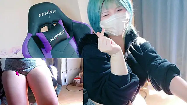 Snapshot of hazuki_8008 chatting on 17, 12, 2025 hazuki 8008 online show from 17, 12, 2025