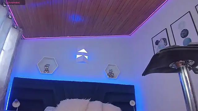  gia rose online show from 11, 2, 2025