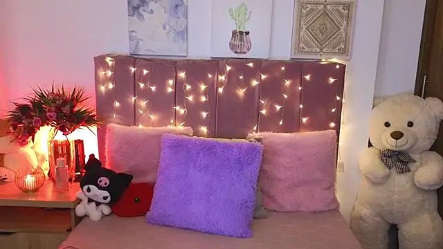 MiahJoness online show from 16, 4, 2026