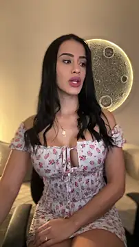 SarahhSmitth1 online show from 22, 2, 2026