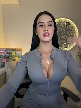 SarahhSmitth1 online show from 14, 7, 2026