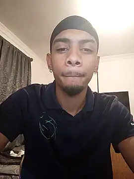 Snapshot of 29YOURZ_28_ chatting on 19, 12, 2024 29YOURZ 28 online show from 19, 12, 2024