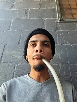 Snapshot of 29YOURZ_28_ chatting on 21, 10, 2025 29YOURZ 28 online show from 21, 10, 2025