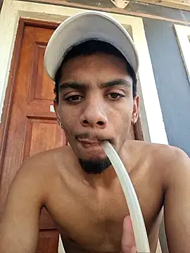 Snapshot of 29YOURZ_28_ chatting on 22, 10, 2025 29YOURZ 28 online show from 22, 10, 2025