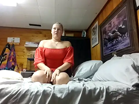 Ryan and Aurora online show from 5, 12, 2025