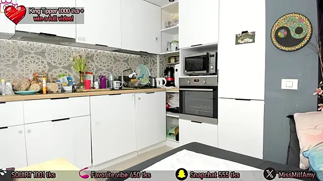 AmySuperHeroes online show from 19, 2, 2025